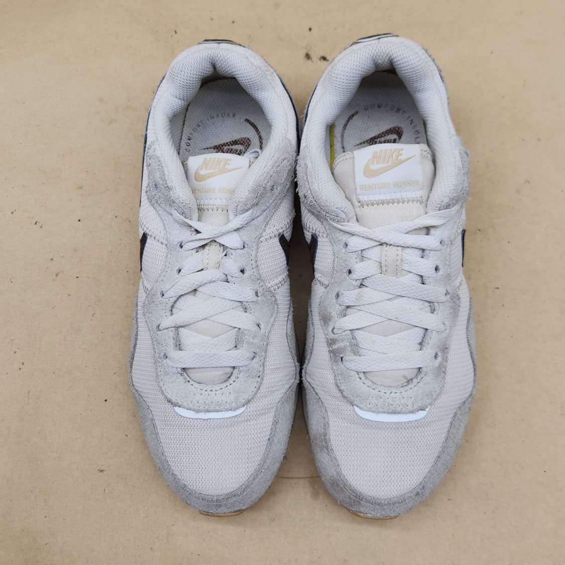 나이키 벤처러너 여성운동화235 상품이미지2