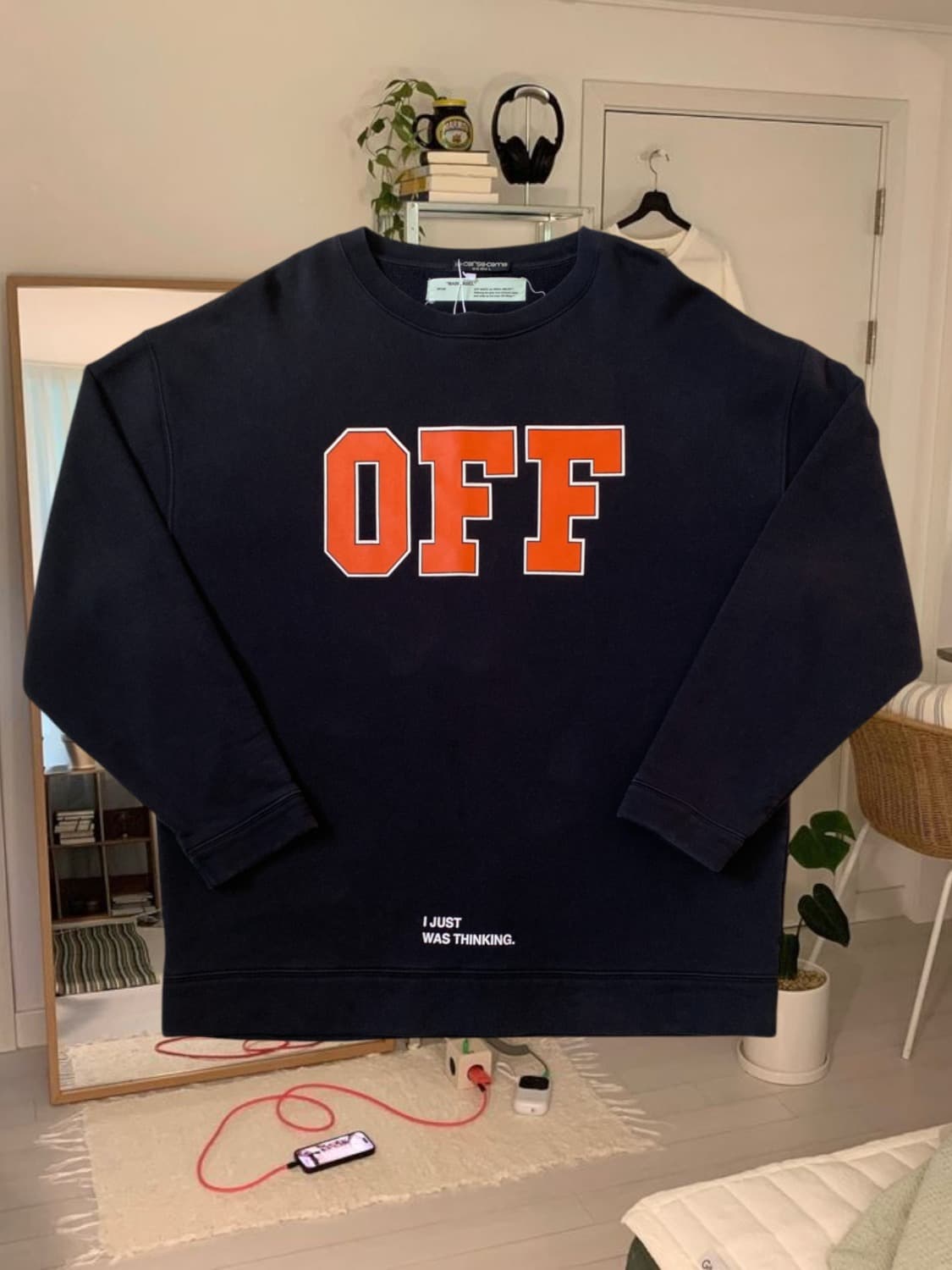 오프 화이트 스웻셔츠 (Man 2XL) AB0235 상품이미지1