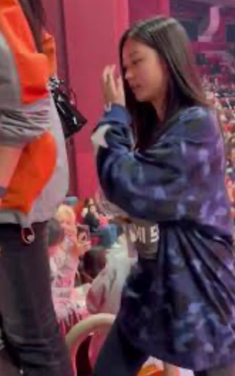 (해린 착용) 베이프 롱슬리브 상품이미지2