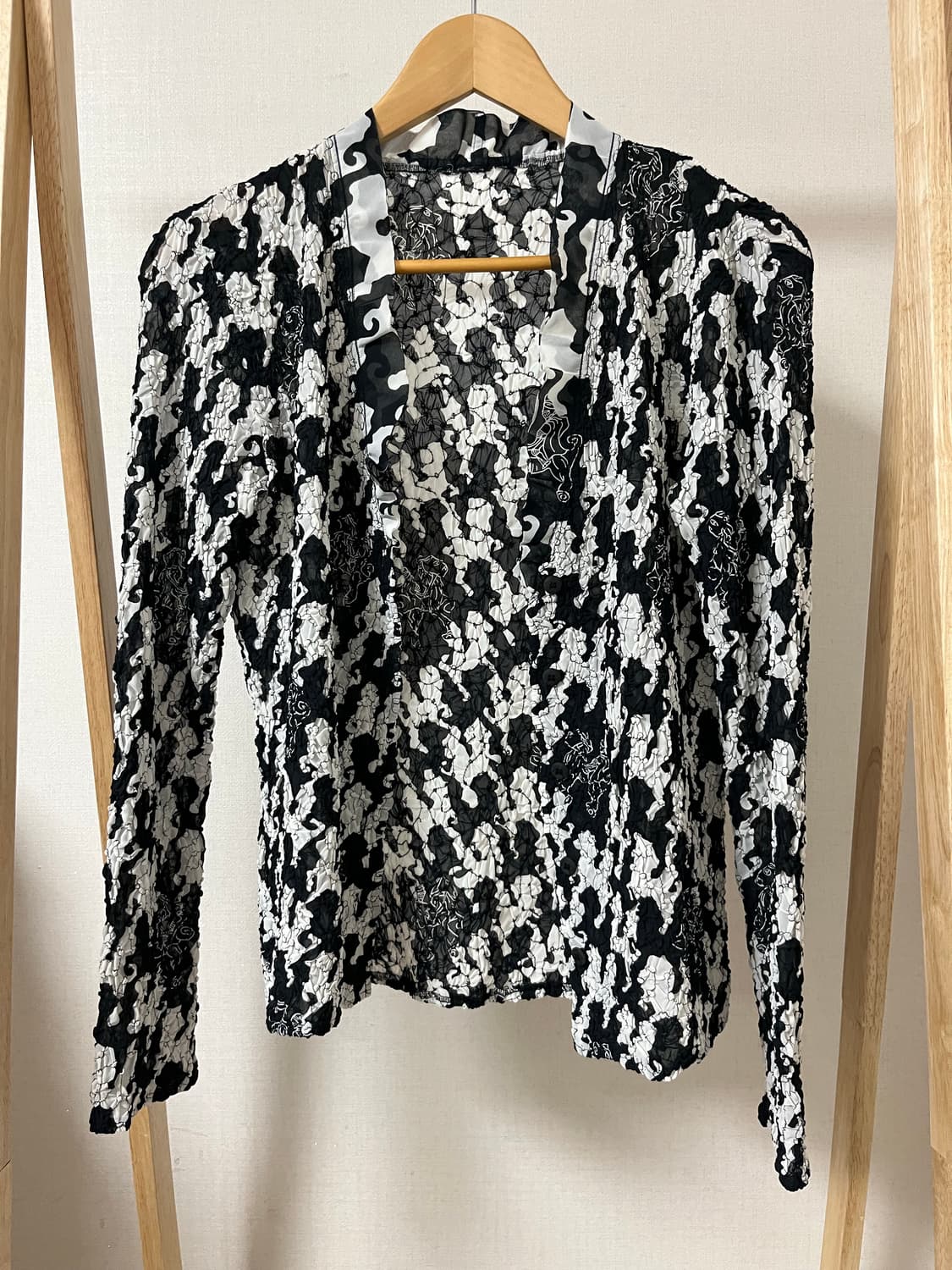 이세이 미야케 FETE 블랙 화이트 자켓 나시세트 2 정품 상품이미지3