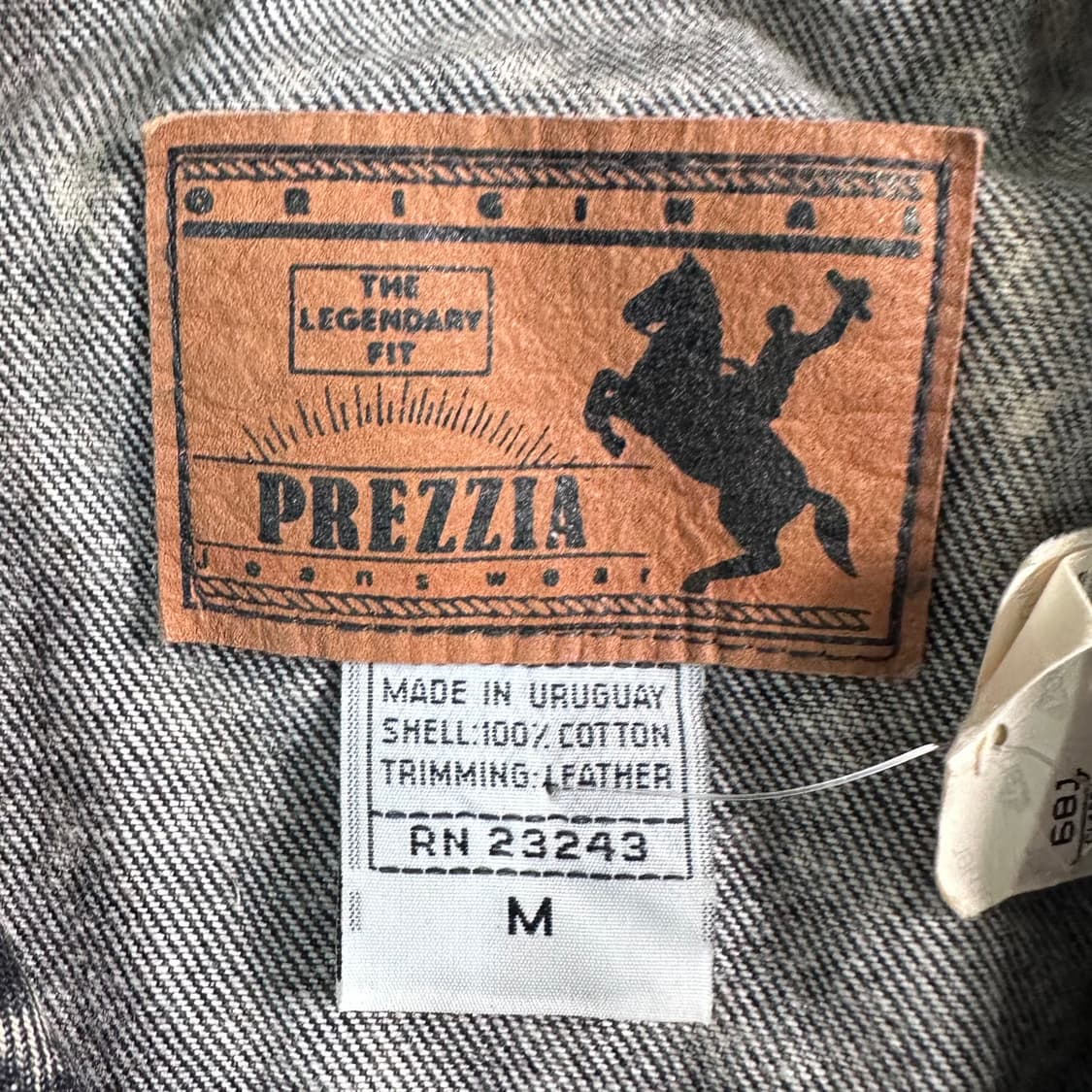 Prezzia 흑청 데님 자켓 상품이미지4