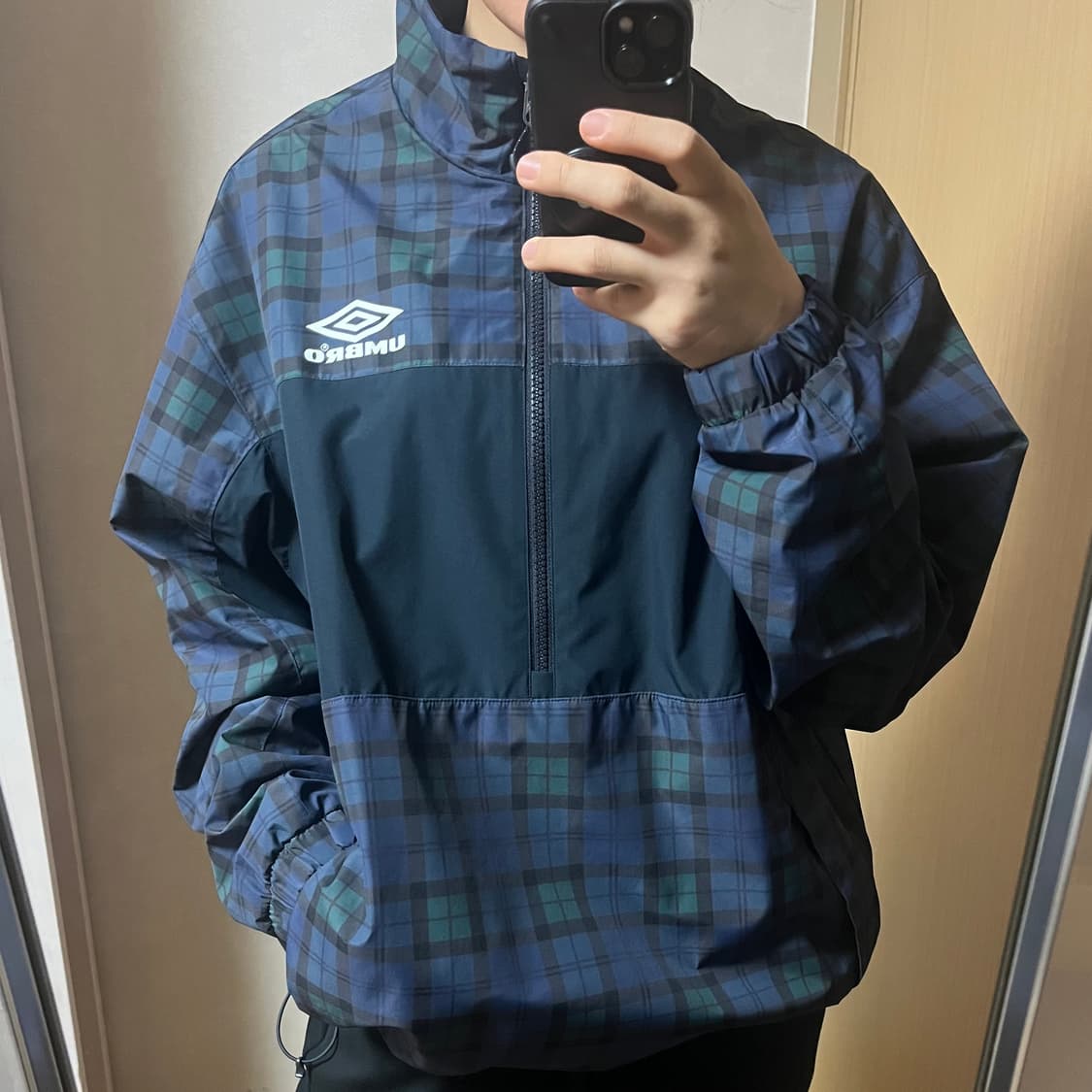 엄브로 체크 반집업 (상태 최상) 상품이미지1