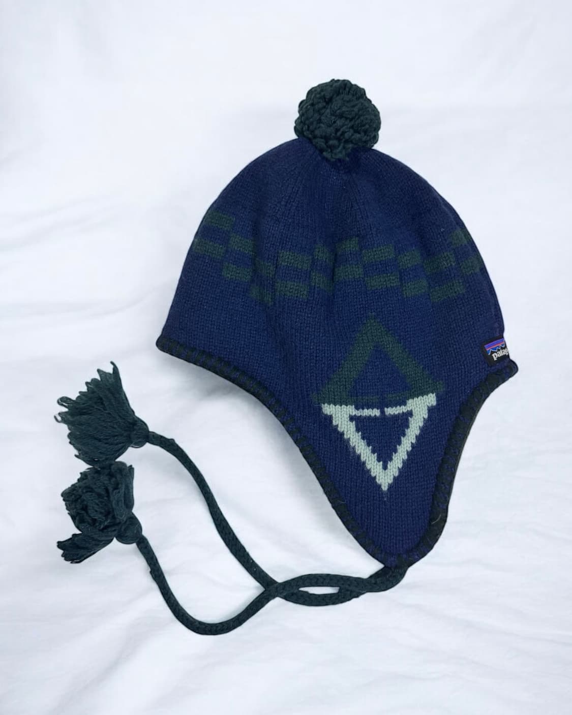 파타고니아 이어플랩 폼폼 비니 상품이미지1