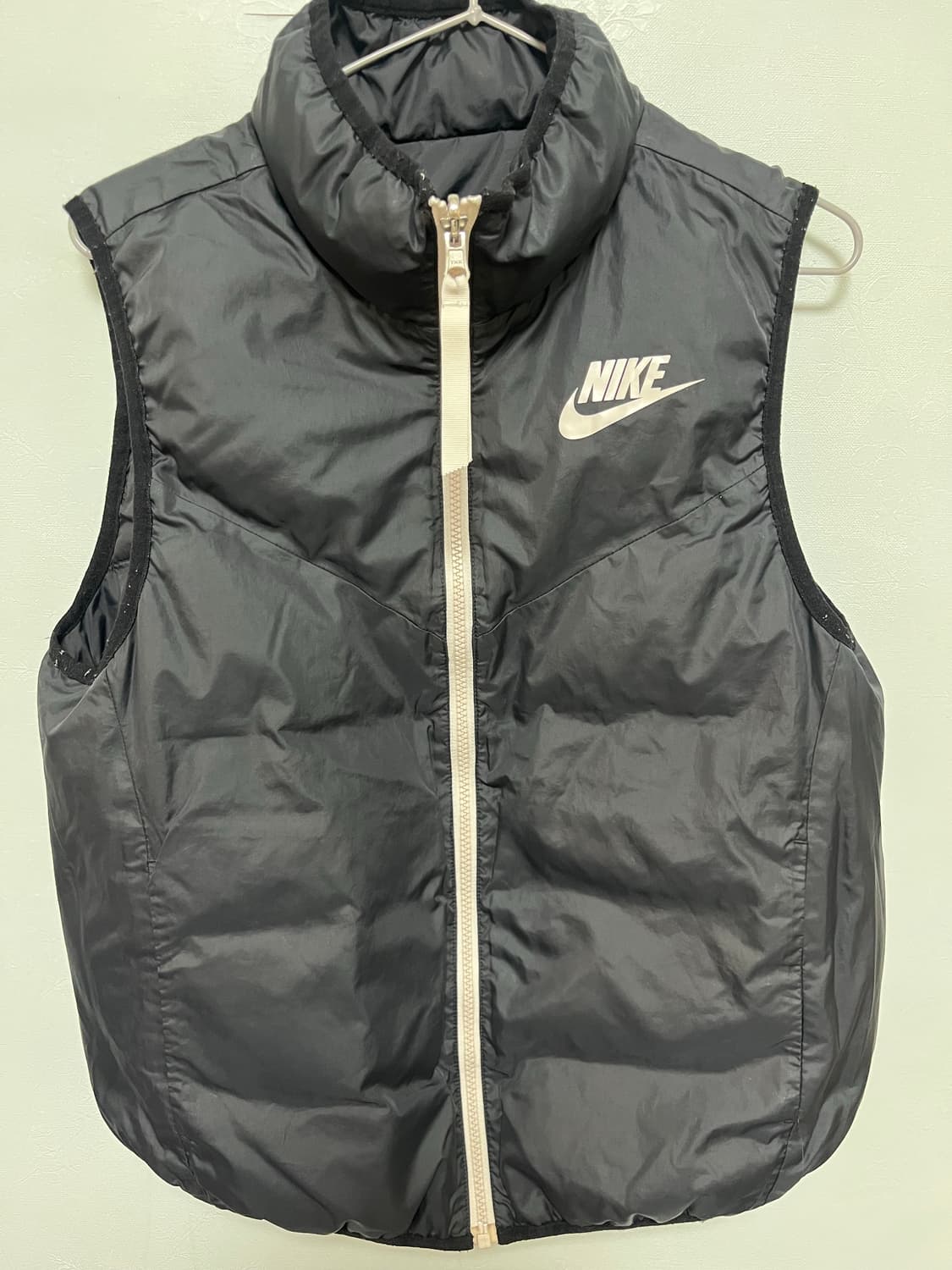 나이키 여성 블랙 리버시블 패딩 조끼 상품이미지1