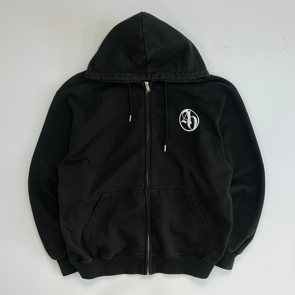 Acme de la vie 아크메드라비 백 스펠아웃 로고 후드집업 상품이미지4