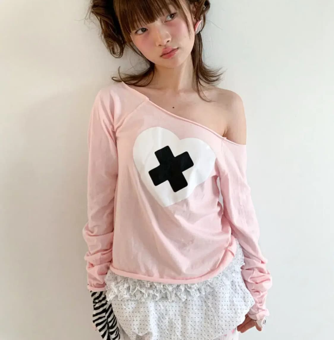 샵페어리 크로스 하트 컷오프 라이트 핑크 상품이미지1