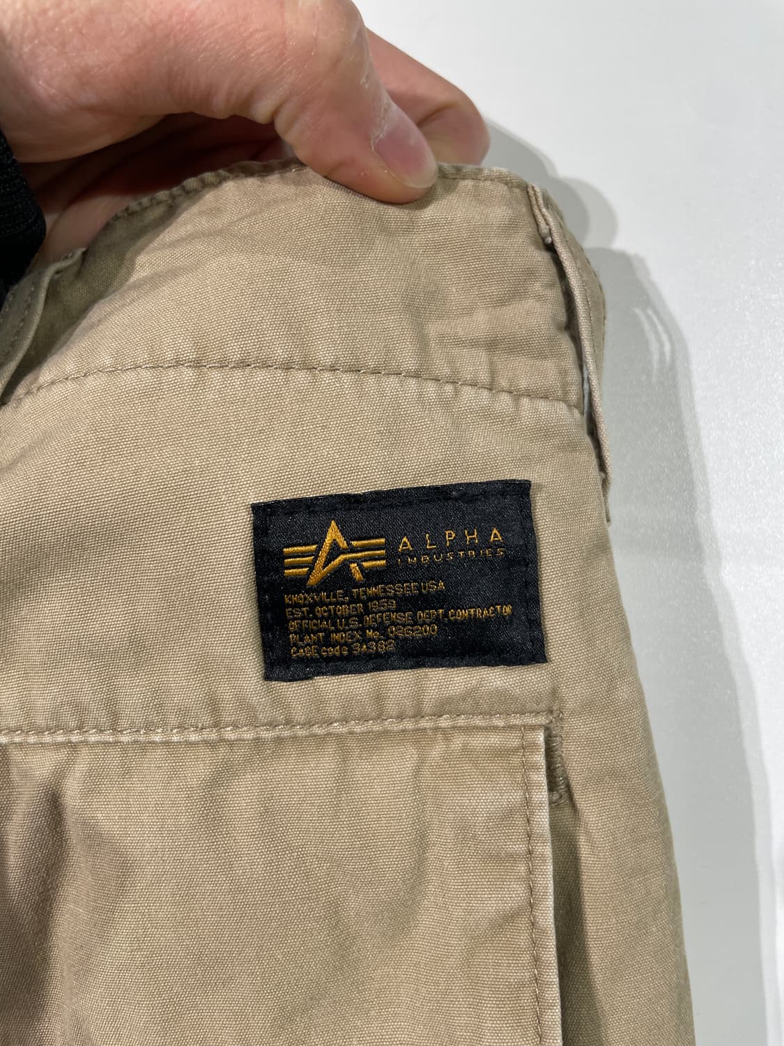 알파 인더스트리 베이지 코튼 카고팬츠 상품이미지9