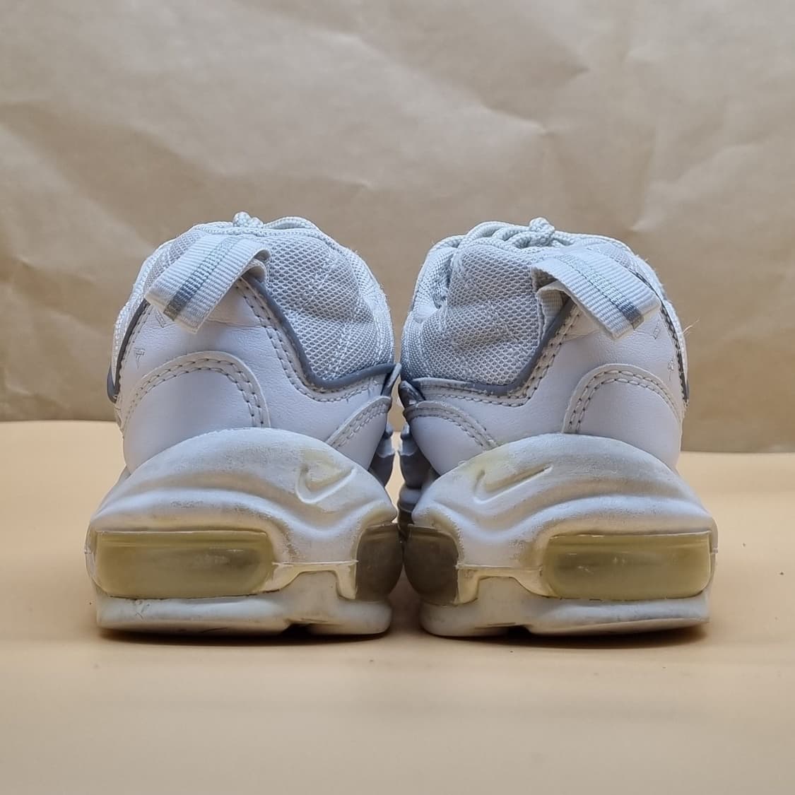 나이키 에어맥스 98 트리플화이트 230. 상품이미지4