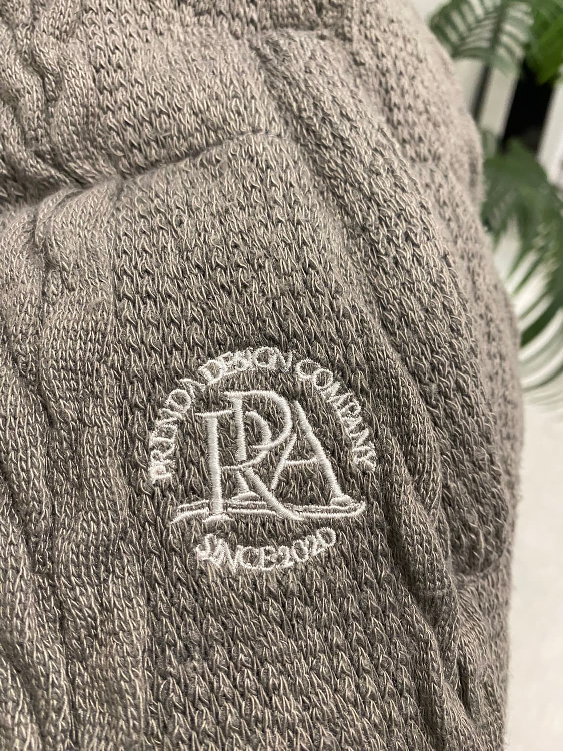 프렌다 니트패딩 그레이 상품이미지2