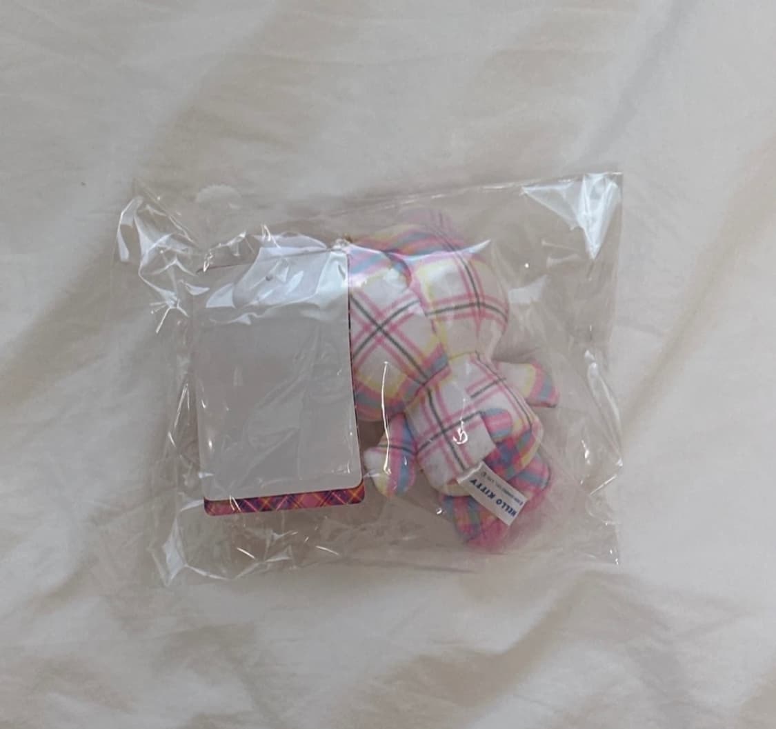 [미 개봉 새 상품] 산리오 헬로키티 체크키링 상품이미지3