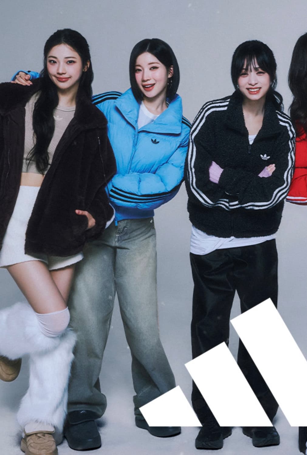 아디다스 크롭 패딩 블루색상 L 상품이미지5