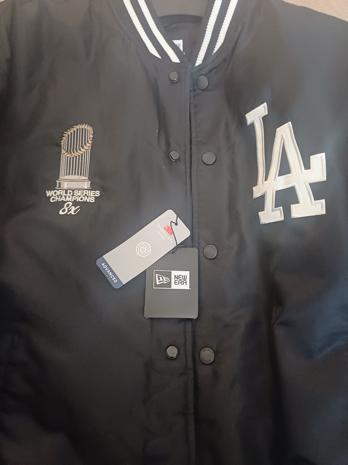 뉴에라 la 다저스 한정판 우승 자켓 블랙 XL 새상품 오타니 (원하는  상품이미지3