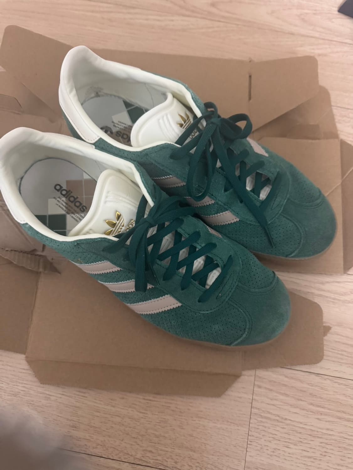 여성_아디다스 가젤 스웨이드 그린 240mm 상품이미지1