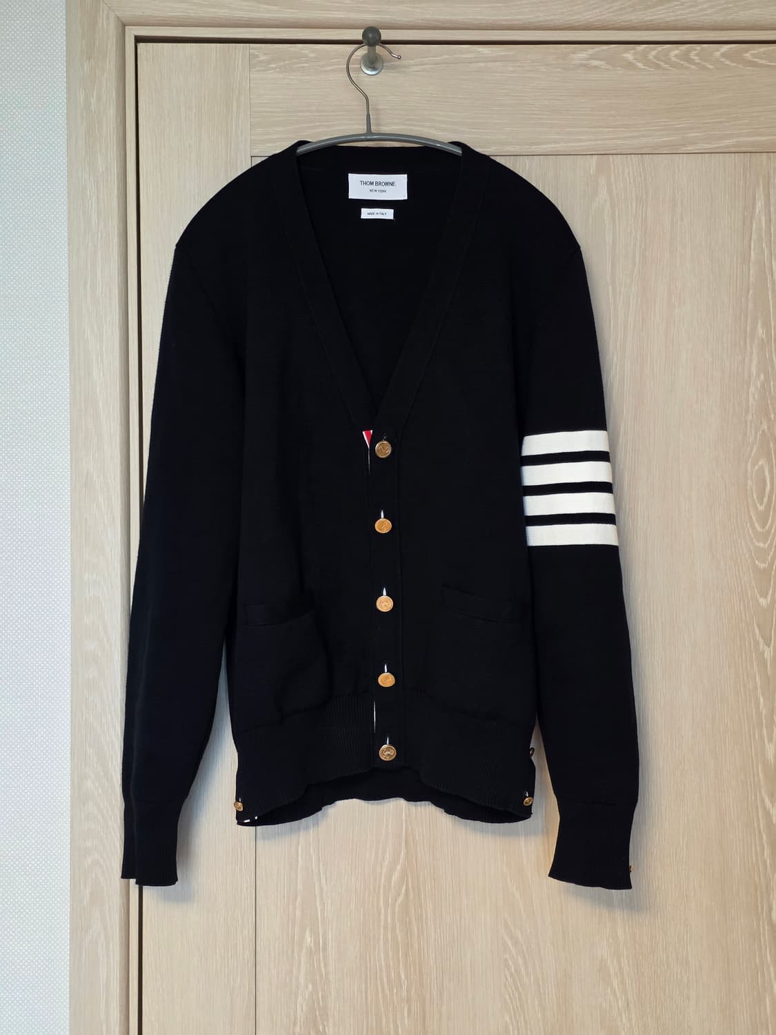 [24년/백화점] 톰브라운 밀라노스티치 가디건 2사이즈 상품이미지1