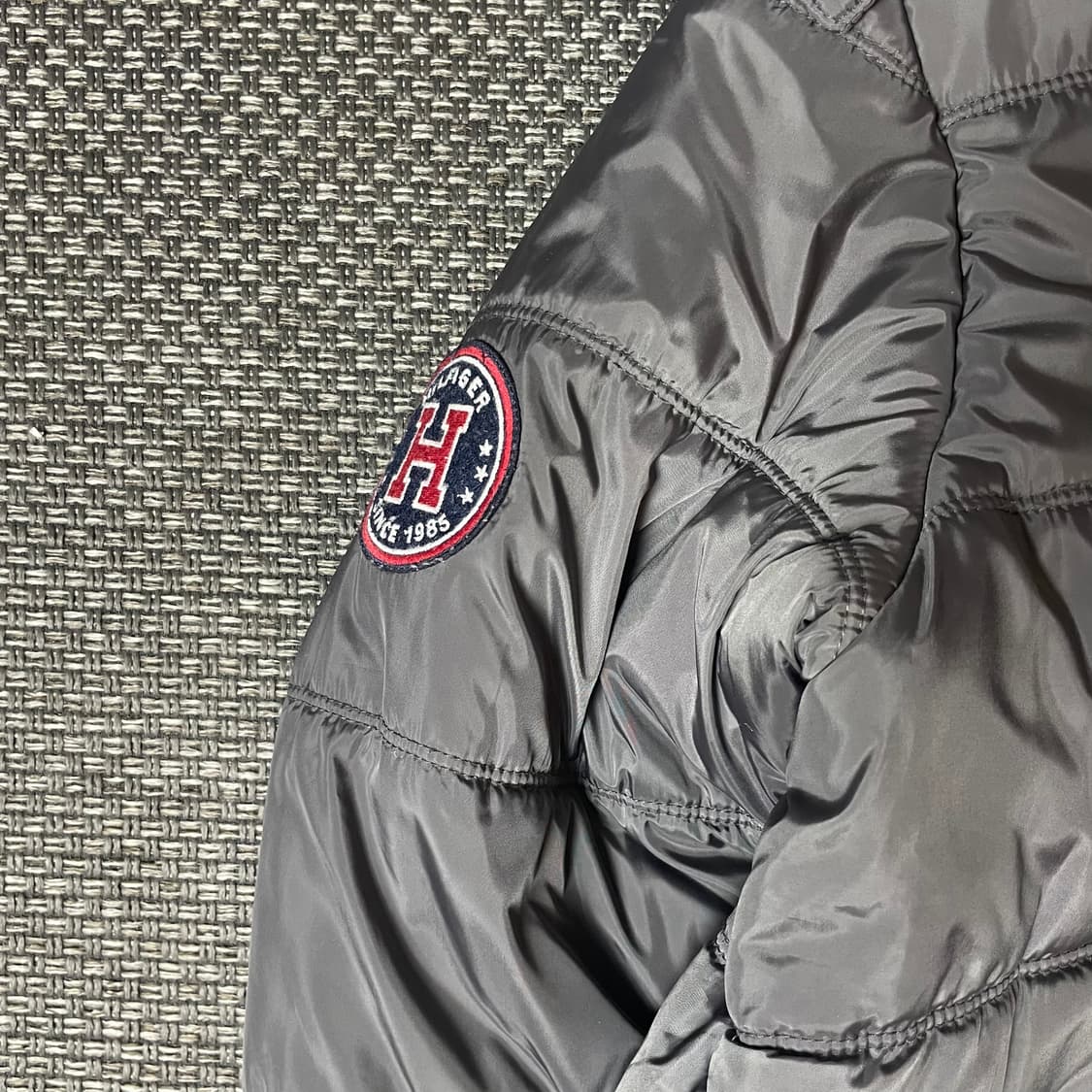 타미힐피거 미니로고 이너페디드 후드 패딩 L 상품이미지4