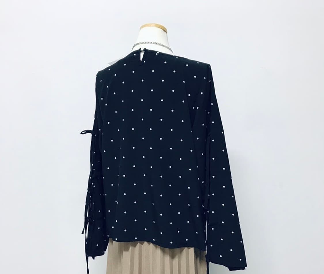 새상품) 검정 도트 리본 블라우스 상품이미지7