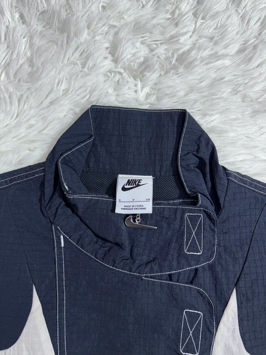 나이키 빅스우시 오버핏 바람막이  상품이미지5