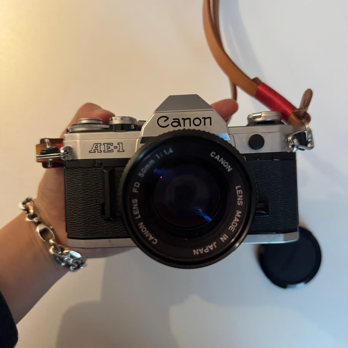 캐논 ae-1 / fd200mm 1:4 렌즈 포함  상품이미지1