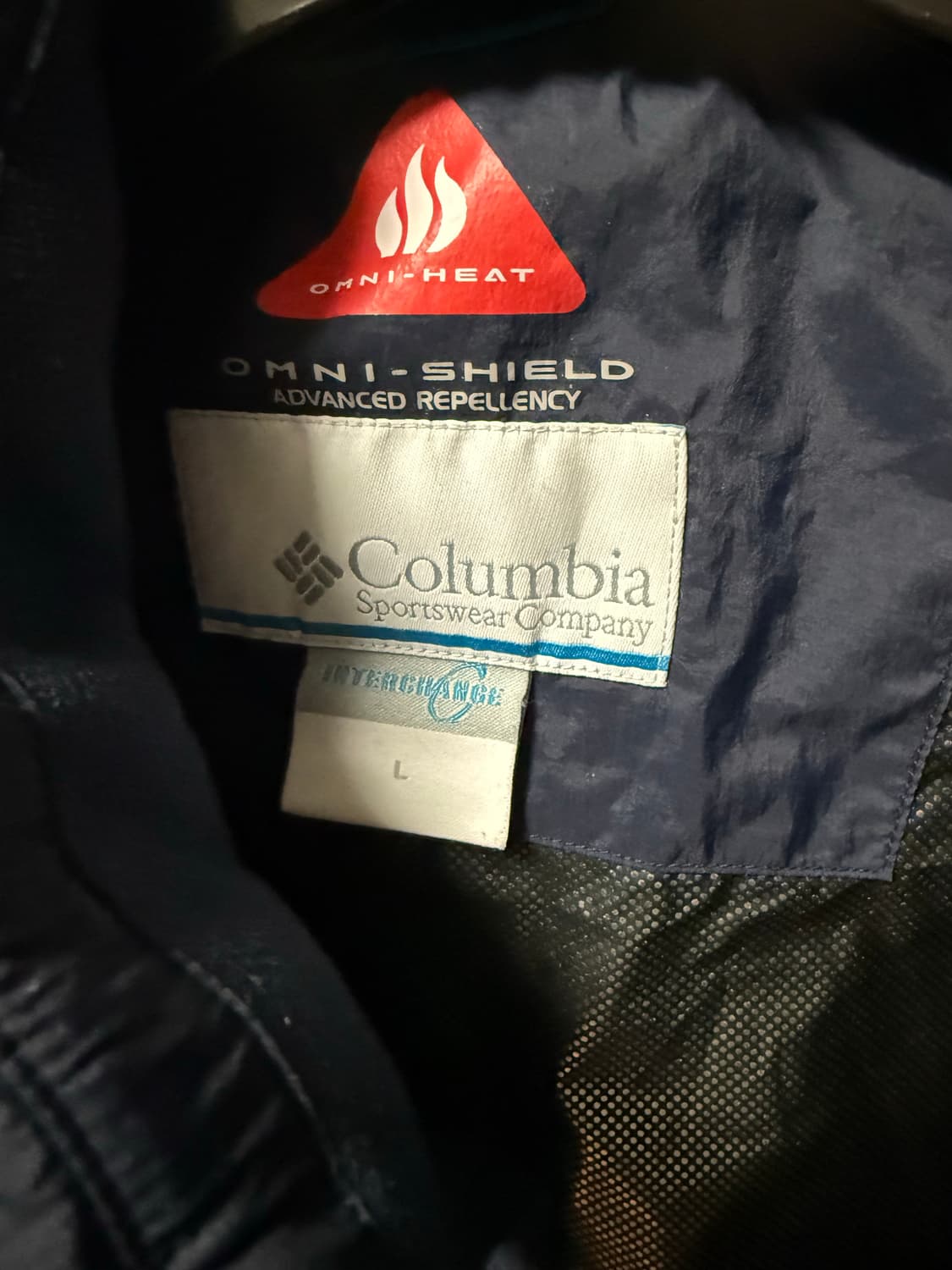 [사용감 적음] 콜롬비아 네이비 경량 구스패딩 l 상품이미지2