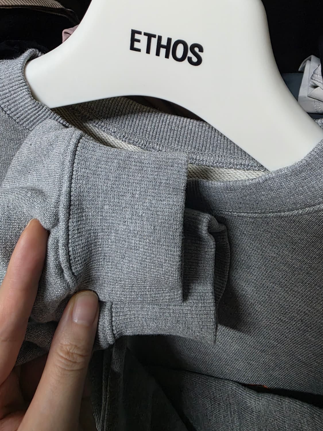 에토스 하트맨투맨 상품이미지3