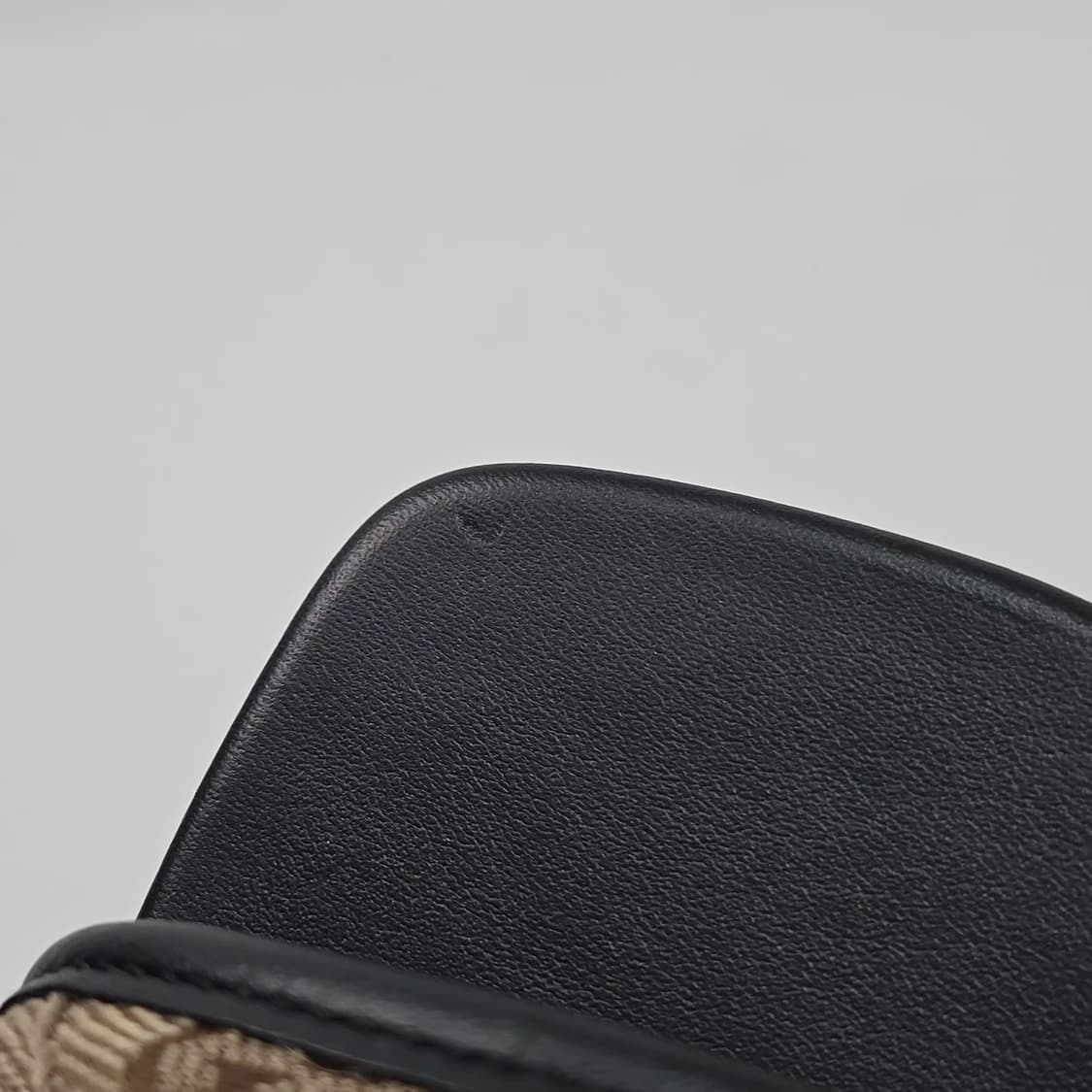 구찌 GG 캔버스 슬라이드 ( 225 ) 상품이미지8