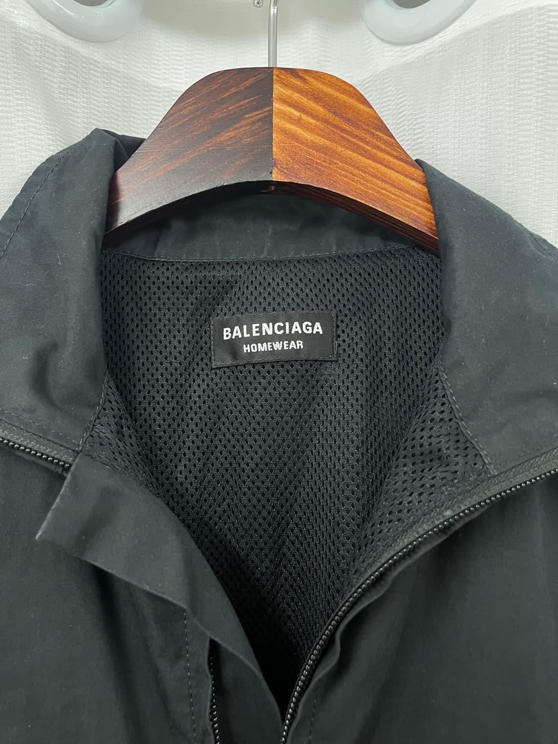 발렌시아가 트랙자켓 바람막이 44사이즈 상품이미지3