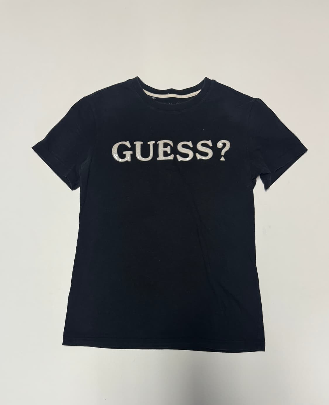 게스 Guess 스펠아웃 스판 혼방 반팔 티셔츠 M ~ L 블랙 상품이미지1