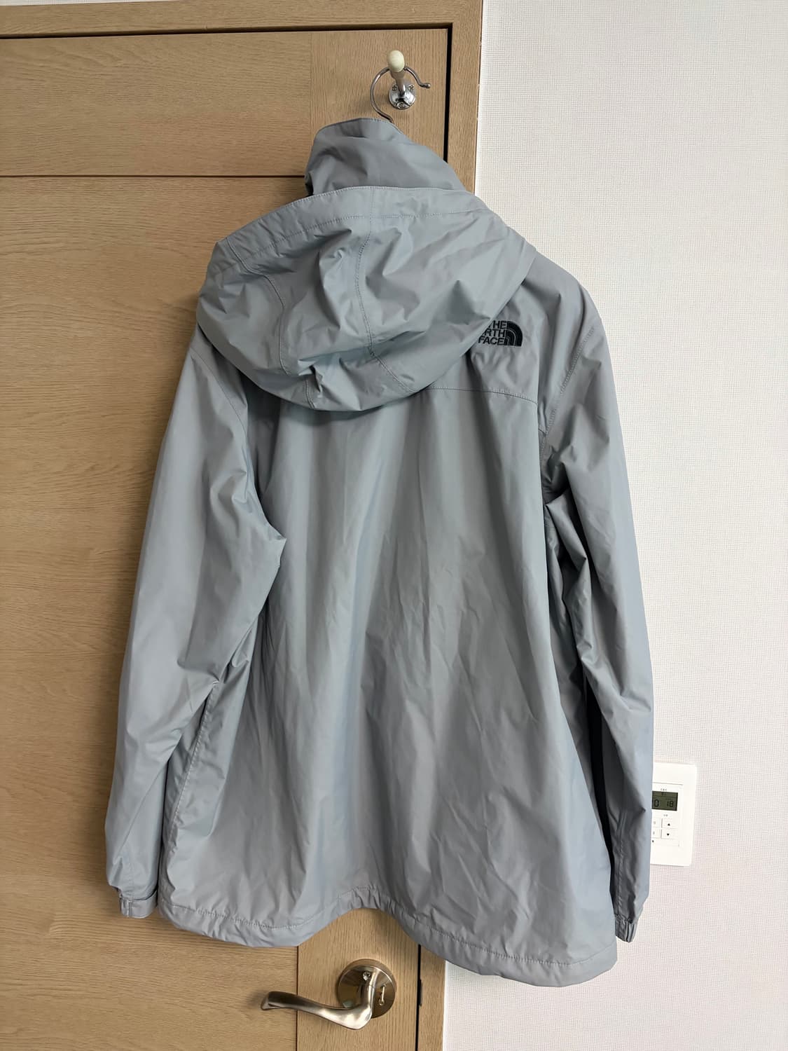 노스페이스 바람막이 상품이미지2