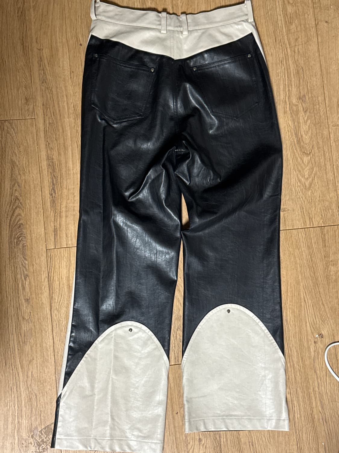 Anchovi mechanic pants 앤초비 레더팬츠 상품이미지2