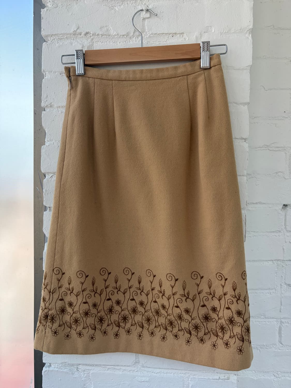 #12 Camel Floral Border Midi Skirt 상품이미지2