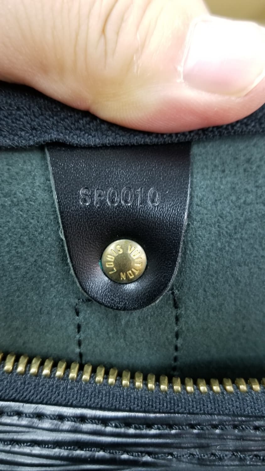 루이비통 에삐 키폴 50 상품이미지10