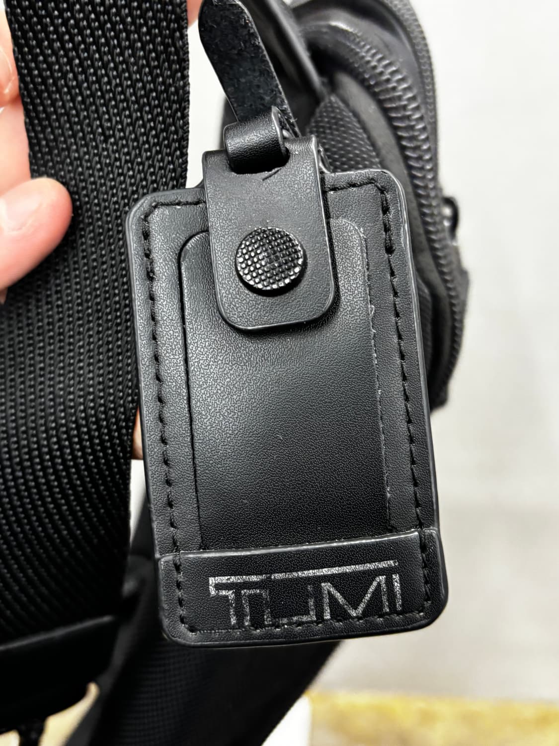 TUMI 알파 브라보 나이트 슬링백 상품이미지5