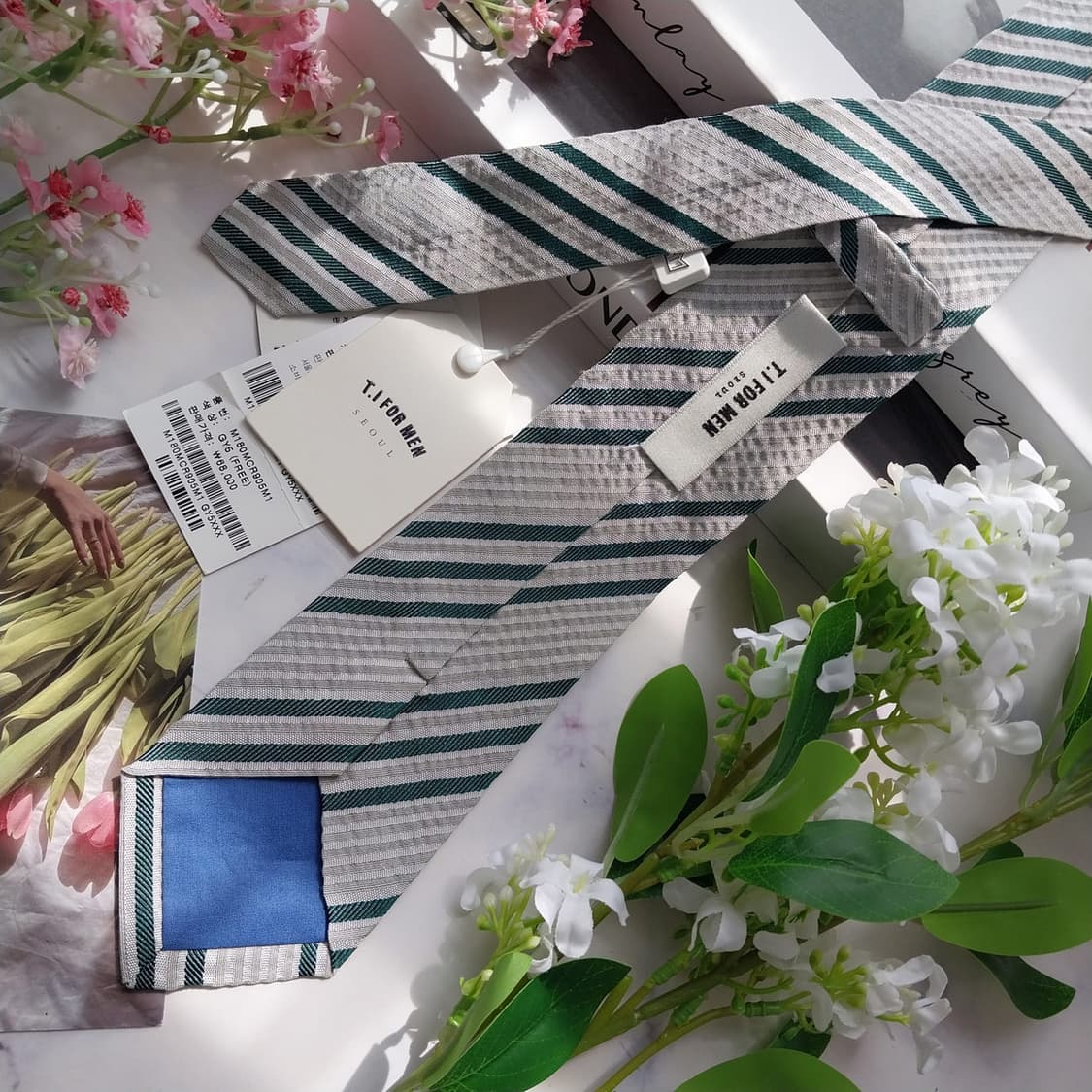 티아이포맨 실크 그린 스트라이프 넥타이 7cm 새제품 K2388
 상품이미지4