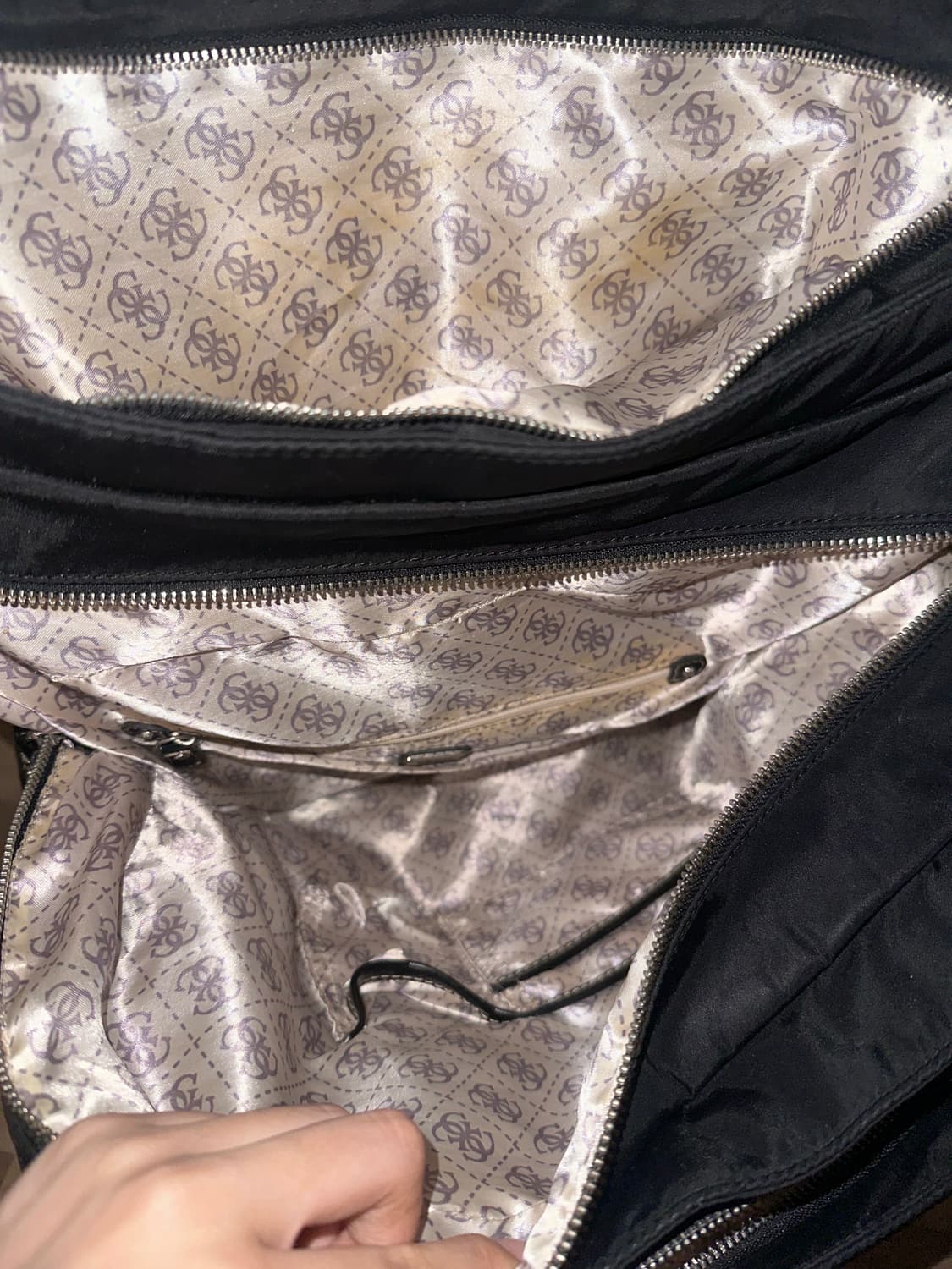 게스 빈티지 나일론 숄더백 상품이미지6