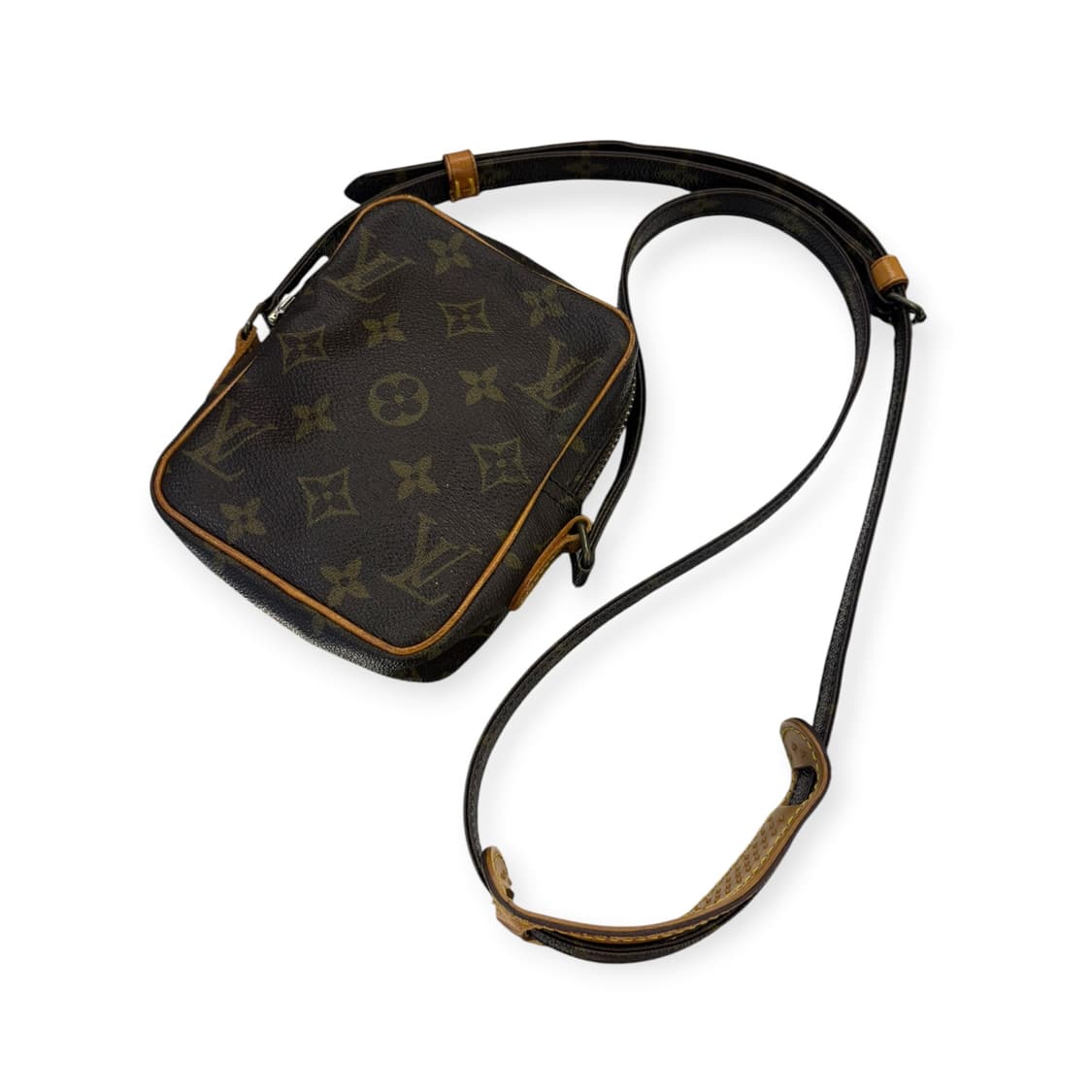 루이비통 모노그램 미니 디뉴브 크로스백 상품이미지3