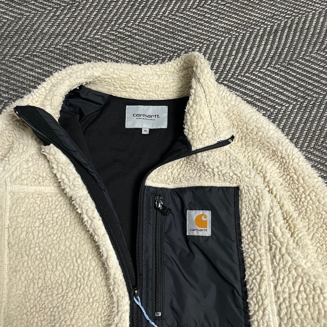 칼하트 WIP 패치 로고 쉐르파 플리스 자켓y 5161 상품이미지5