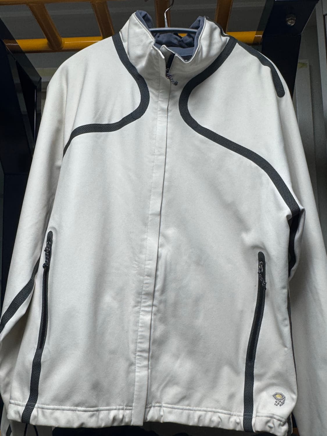 마운틴 하드웨어 소프트쉘 자켓 L 상품이미지1