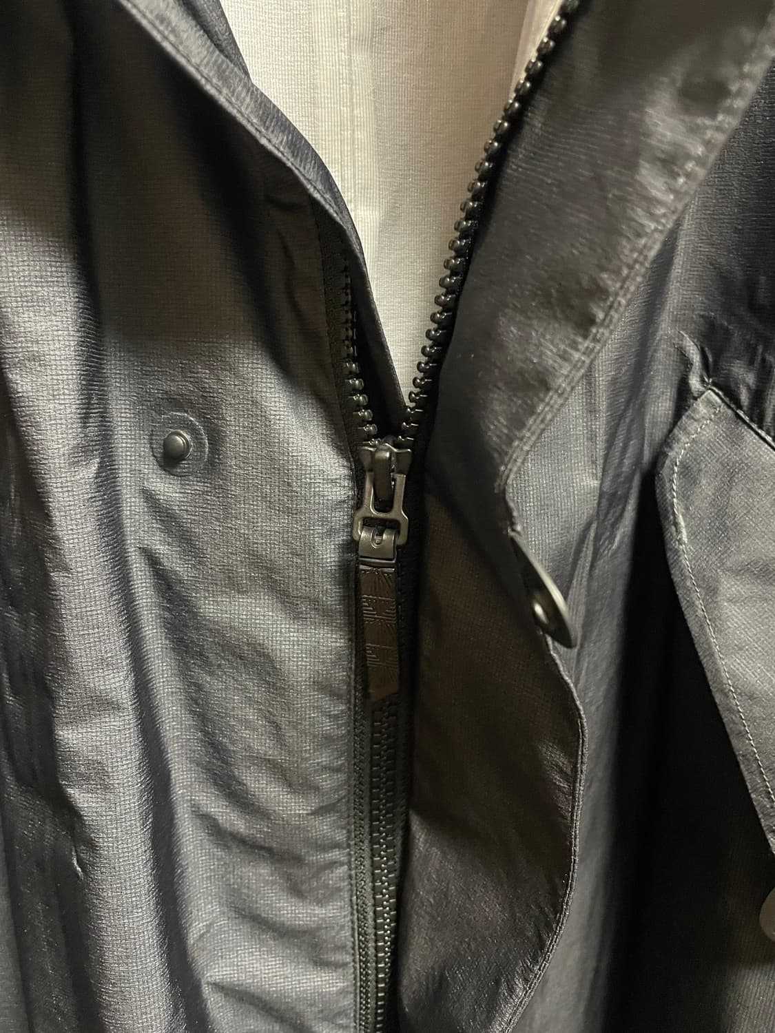 데상트 올터레인 피쉬테일 파카 상품이미지7