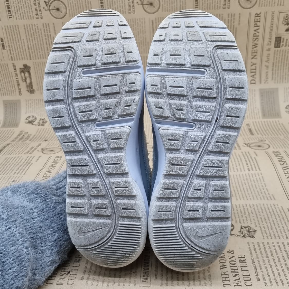 나이키 에어맥스 AP 여성운동화240  상품이미지3