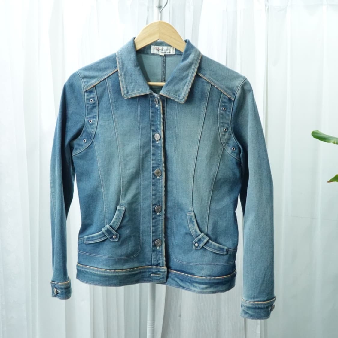로데오(Rodeo) 여성 슬림핏 데님 자켓 1868 상품이미지2