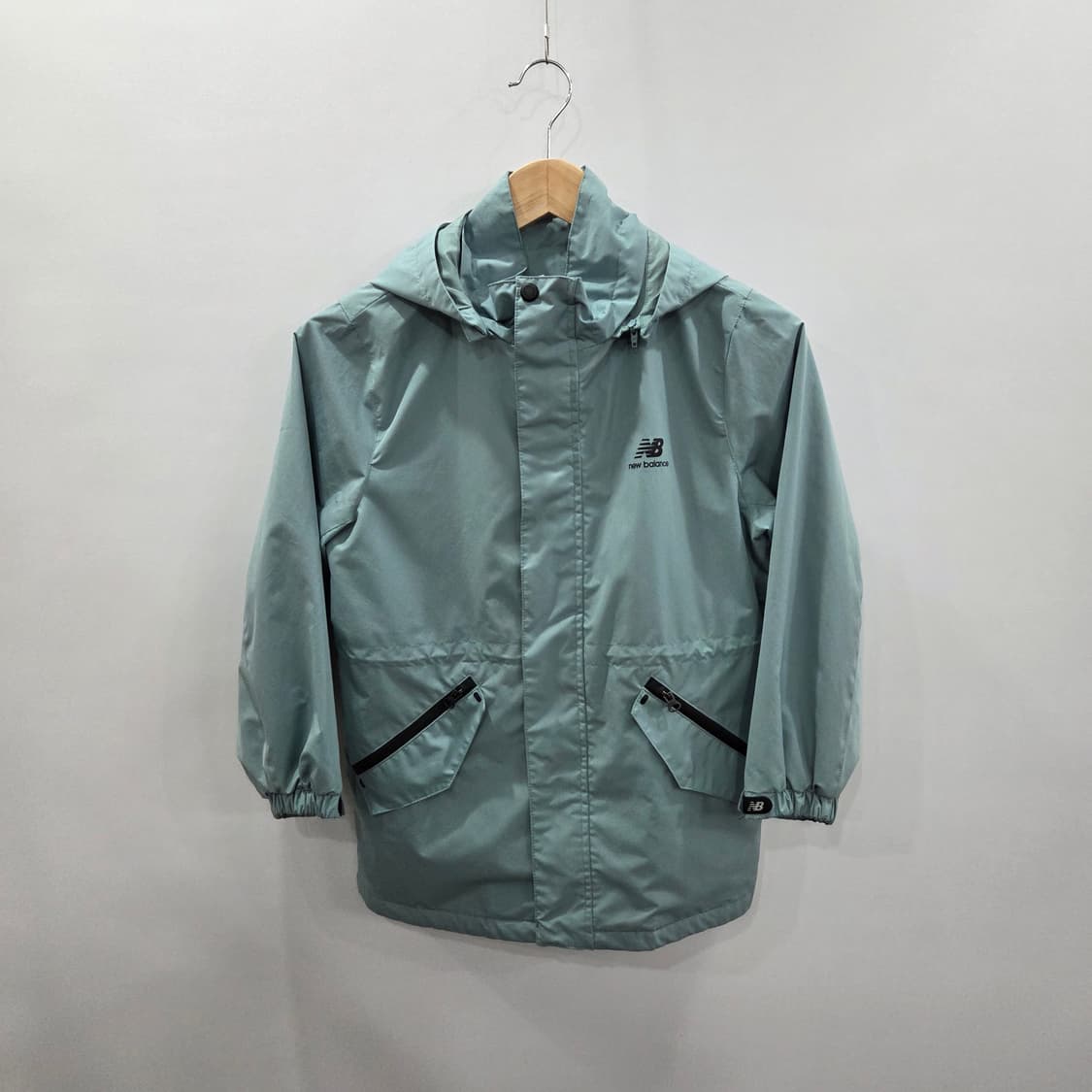 뉴발란스 키즈 바람막이 자켓 140/10/11  상품이미지1