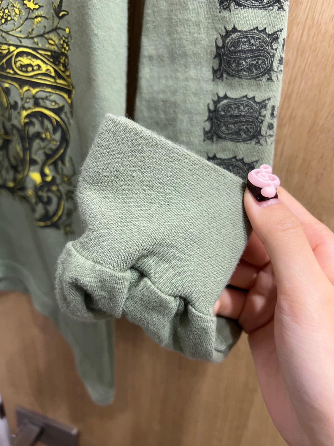 슈프림 세인트 세바스찬 롱슬리브 티셔츠 올리브 상품이미지10