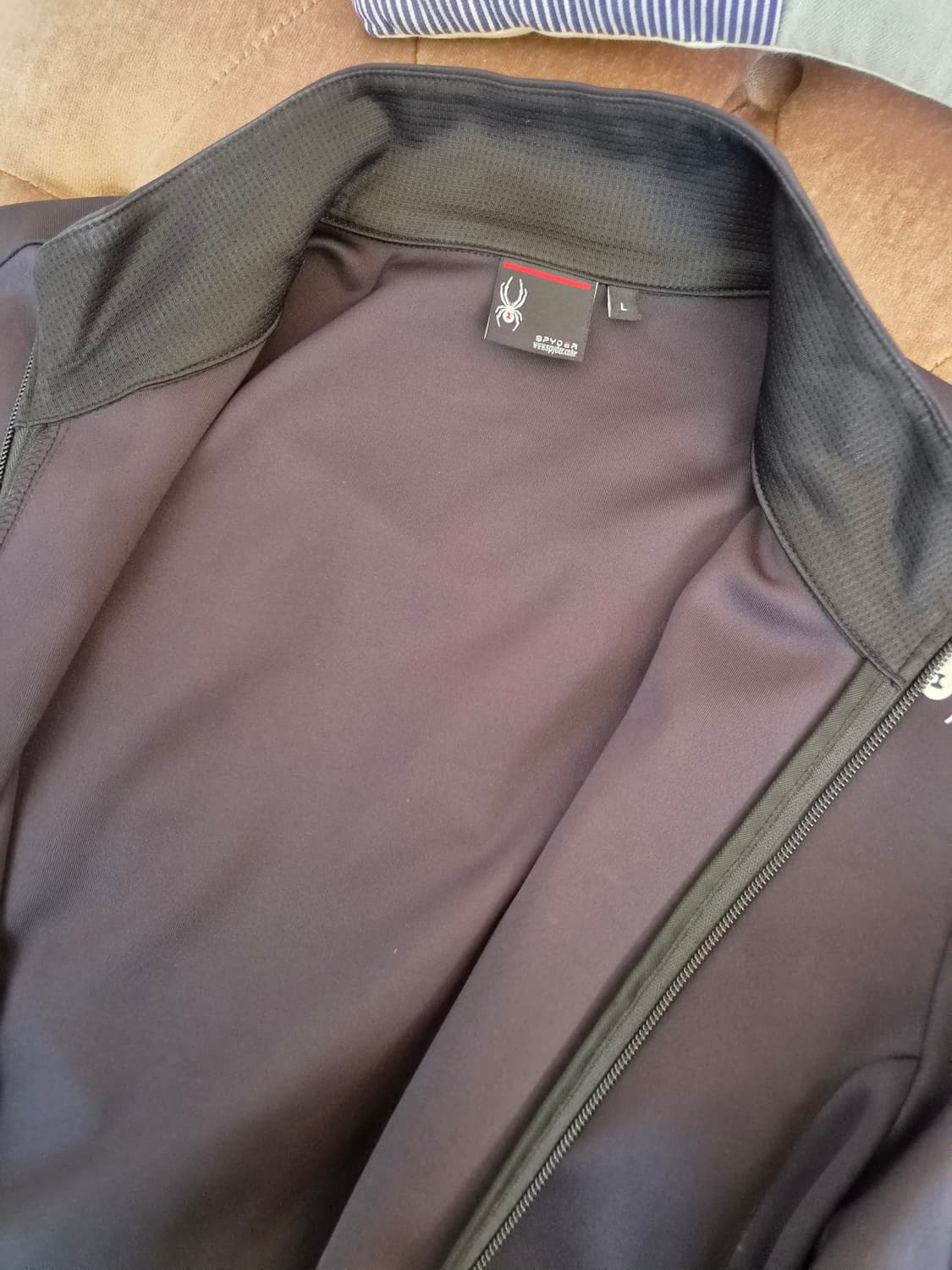 스파이더 남성 러닝블랙져지
 상품이미지3