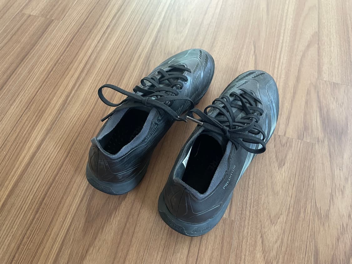 아디다스 프레데터 24 리그 로우 TF 코어 블랙 카본 상품이미지2