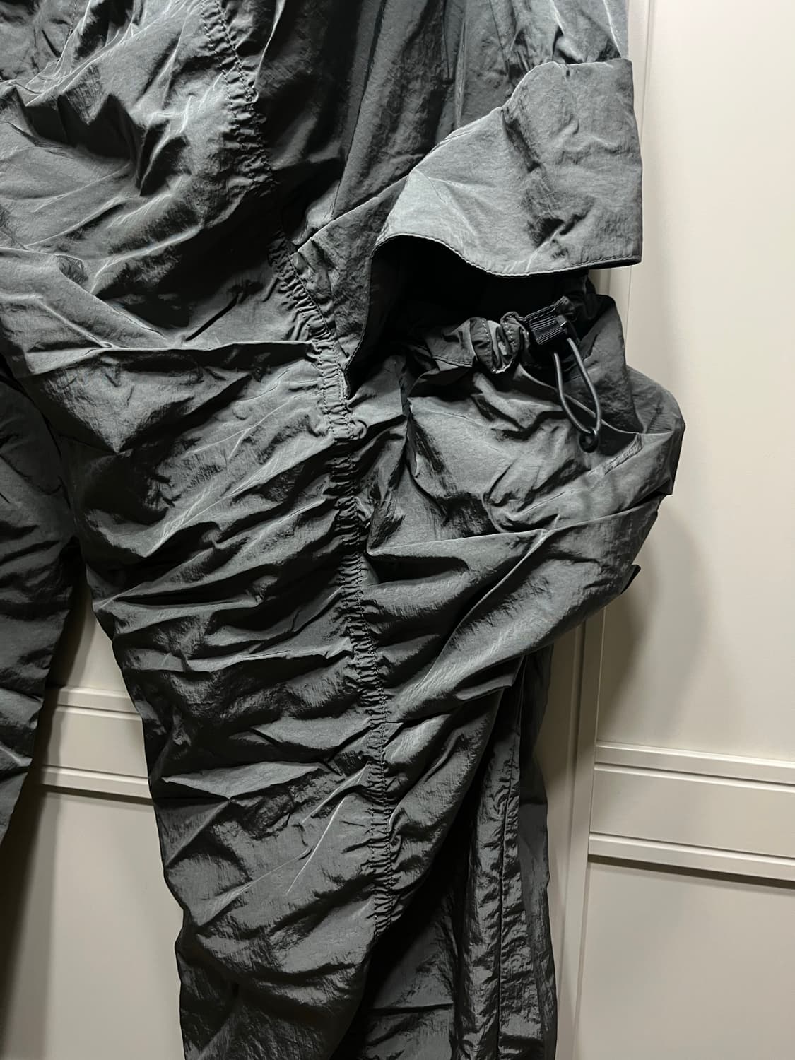 언어펙티드 건메탈 카고 나일론 팬츠 상품이미지4