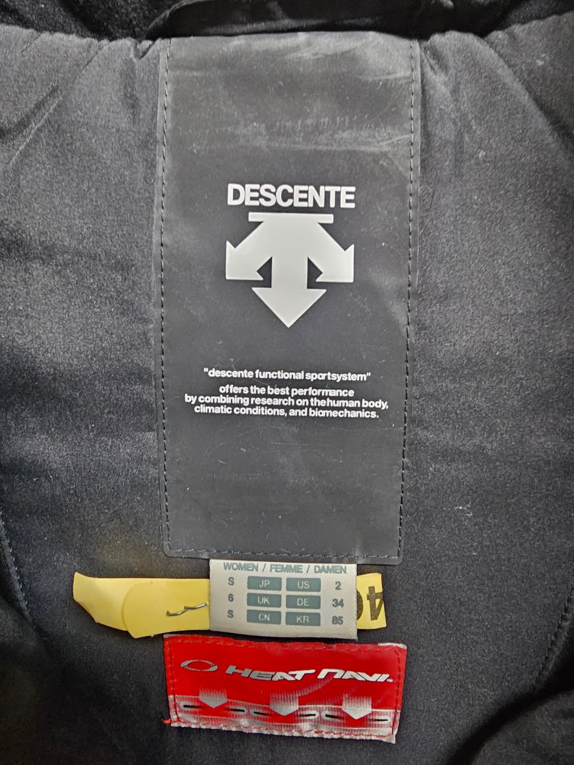 데상트 여성 구스롱패딩 S 상품이미지3