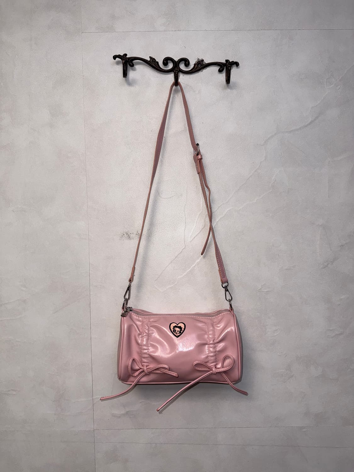 BettyBoop baby pink ribbon shirring 크로스백 상품이미지1