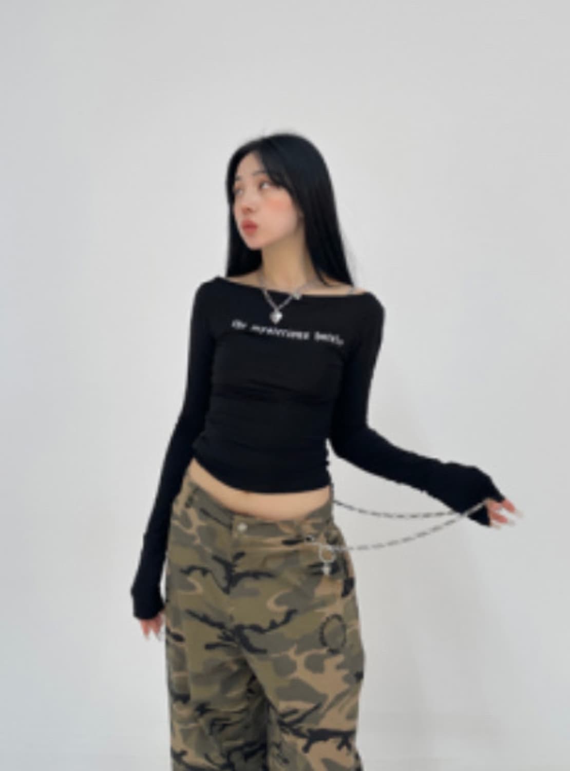 더미스테리어스호텔 보트넥 롱슬리브 블랙 상품이미지2