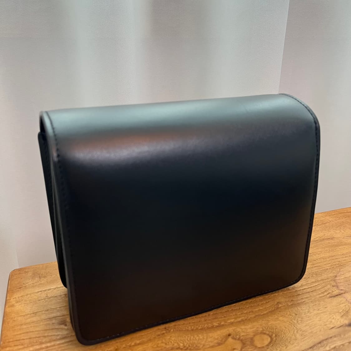 셀린느 클래식박스 스몰 블랙 상품이미지4