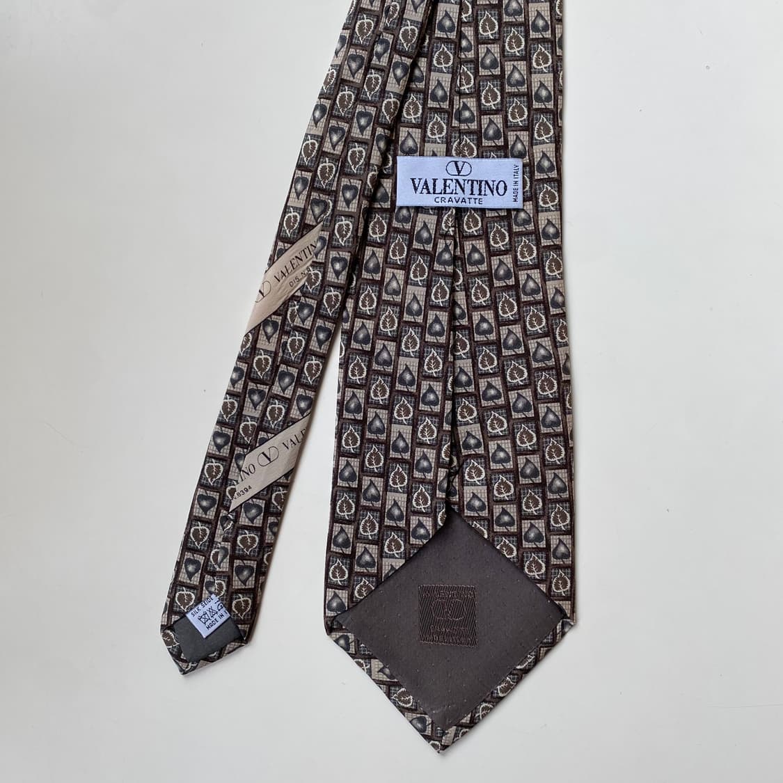 발렌티노(Valentino Garavani) 심플로고 정품 명품넥타이 상품이미지3
